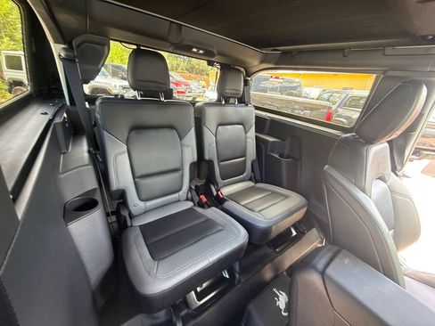 Used 2023 Ford Bronco Black Diamond AWD/4WD image 15