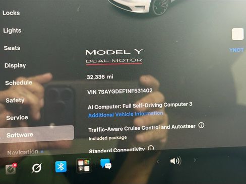 Used 2022 Tesla Model Y Performance AWD/4WD image 12