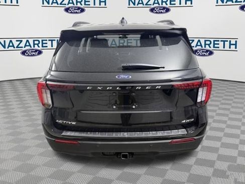 New 2026 Ford Explorer Active AWD/4WD image 4