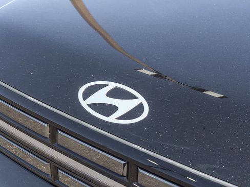 Certified 2024 Hyundai Santa Fe Limited FWD image 14