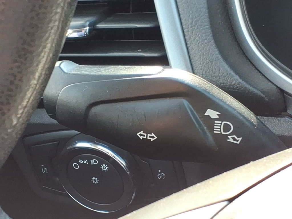 Used 2014 Ford Fusion SE FWD image 23