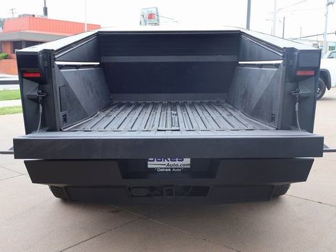Used 2024 Tesla Cybertruck Cyberbeast AWD/4WD image 18