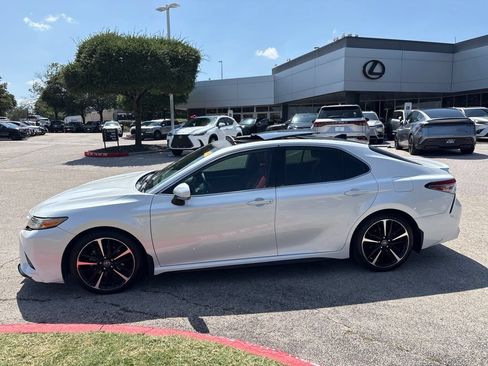 Used 2019 Toyota Camry XSE w/ Driver Assist Package FWD image 2