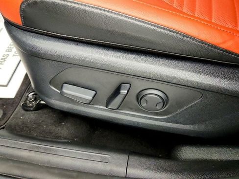 Used 2025 Kia Sportage SX FWD image 12