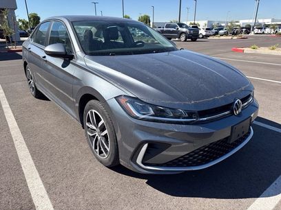 Used 2025 Volkswagen Jetta SE