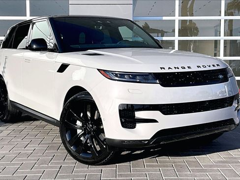 New 2026 Land Rover Range Rover Sport SE AWD/4WD image 2