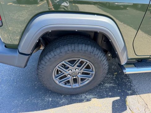 Used 2024 Jeep Wrangler Sport AWD/4WD image 6
