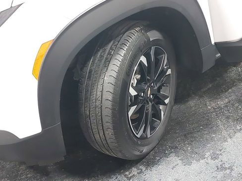 Used 2023 Chevrolet TrailBlazer LT image 32