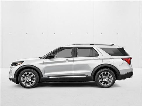 New 2026 Ford Explorer Platinum RWD image 3