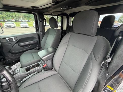 Used 2021 Jeep Gladiator Sport AWD/4WD image 7