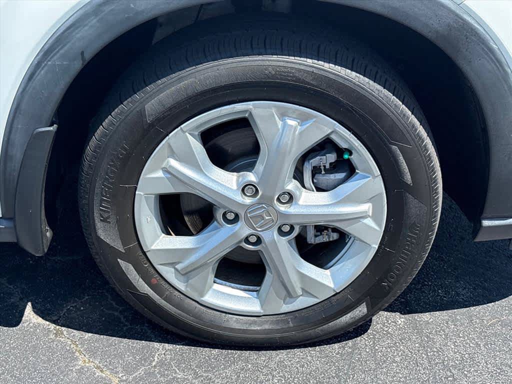 Used 2023 Honda HR-V LX image 32