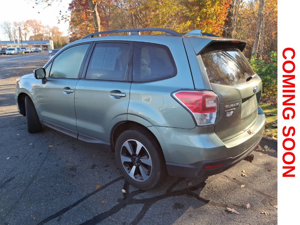 Used 2018 Subaru Forester 2.5i Premium w/ All-Weather Package AWD/4WD image 8