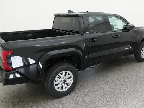 New 2026 Toyota Tacoma SR5 AWD/4WD image 9