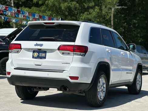Used 2020 Jeep Grand Cherokee Laredo RWD image 7
