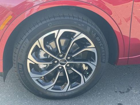 New 2026 Lincoln Nautilus Reserve AWD/4WD image 5
