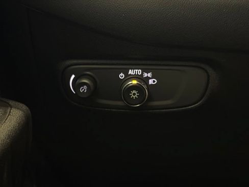 Used 2022 Chevrolet Equinox RS w/ RS Leather Package AWD/4WD image 33