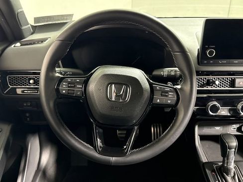 Used 2023 Honda Civic Sport image 23