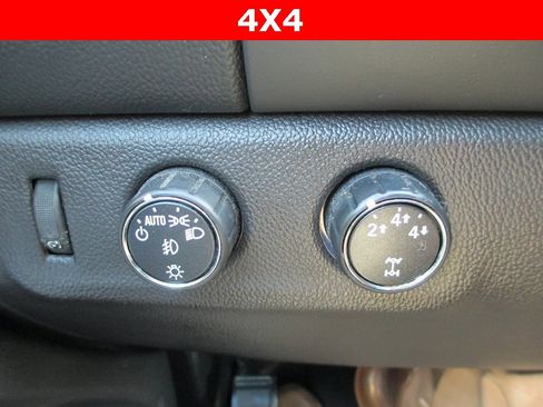 Used 2016 Chevrolet Colorado LT w/ LT Convenience Package image 22