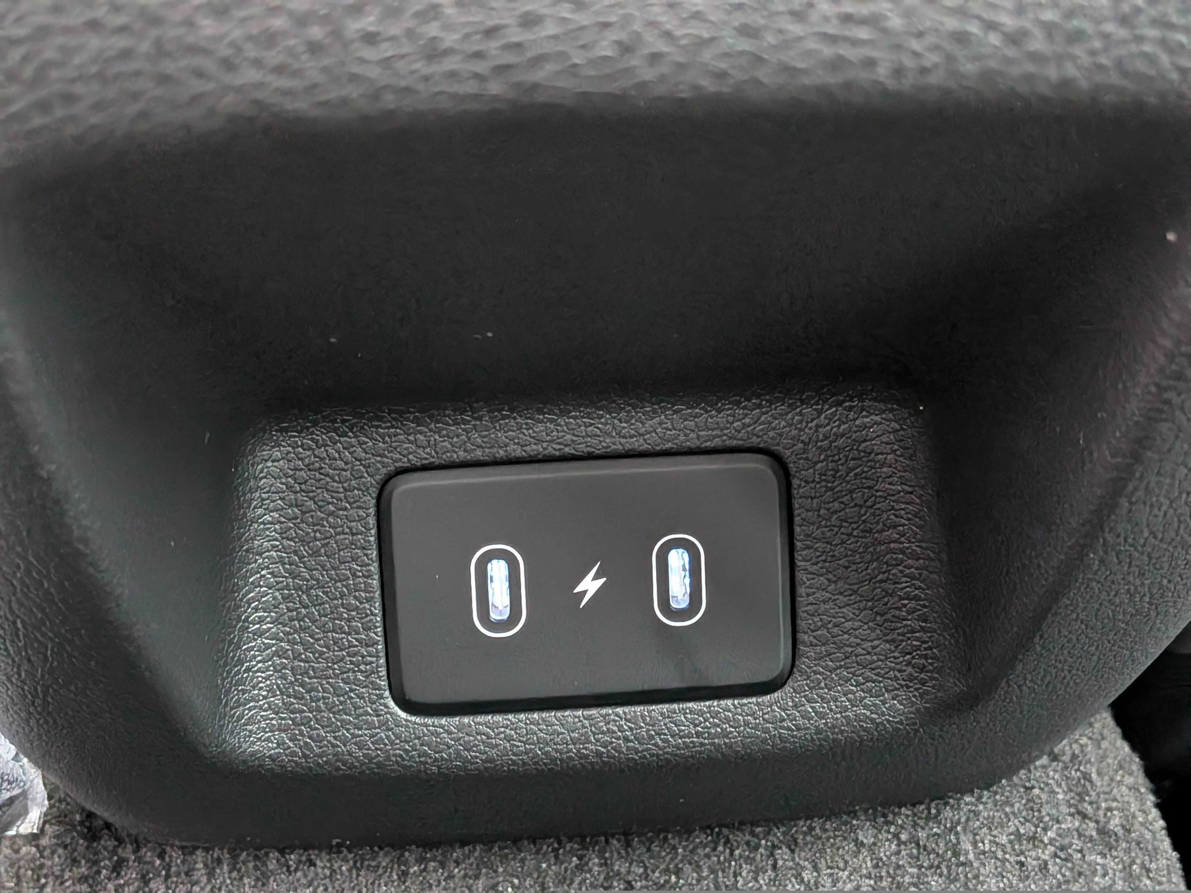 New 2026 Hyundai Elantra Limited FWD image 13