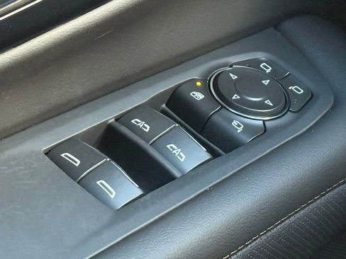 New 2025 Chevrolet Tahoe High Country image 32