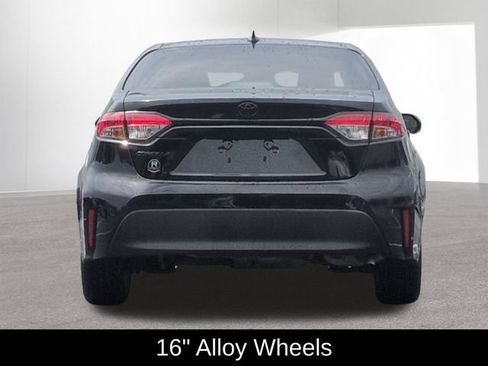 Certified 2025 Toyota Corolla LE w/ LE Premium Package FWD image 7