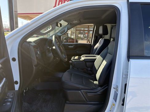 Used 2024 Chevrolet Silverado 2500 W/T w/ WT Convenience Package image 9