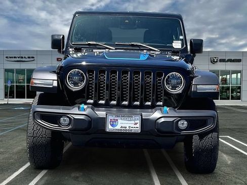 Used 2023 Jeep Wrangler Unlimited Rubicon 4xe w/ Safety Group AWD/4WD image 2