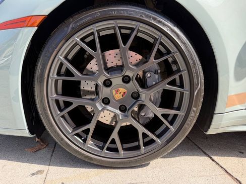 Used 2025 Porsche 911 Carrera RWD image 27