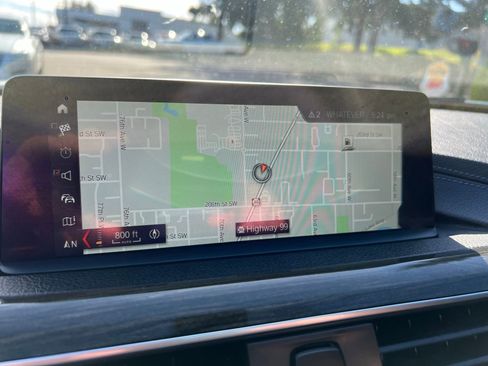 Used 2019 BMW 440i Coupe w/ M Sport Package image 38