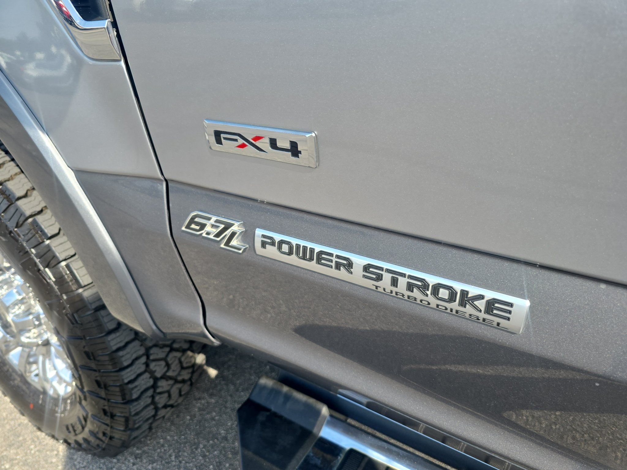 Used 2022 Ford F350 Lariat w/ Chrome Package AWD/4WD image 12