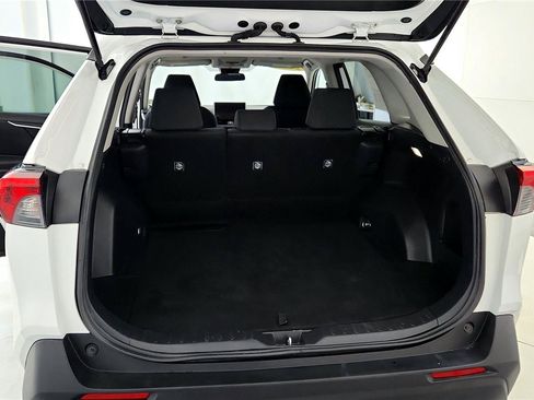 Certified 2025 Toyota RAV4 LE AWD/4WD image 20