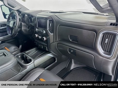 Used 2022 GMC Sierra 2500 AT4 w/ AT4 Premium Plus Package image 31