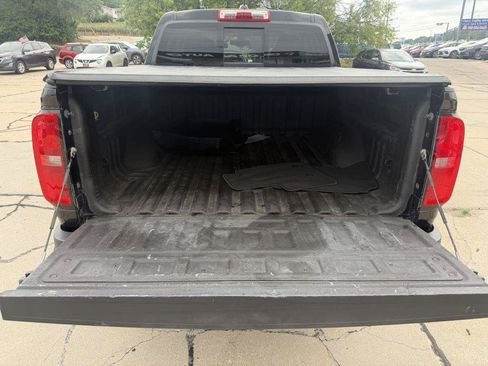 Used 2017 Chevrolet Colorado Z71 AWD/4WD image 8
