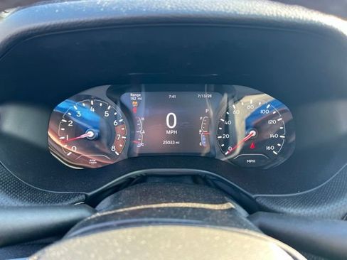 Used 2023 Jeep Compass Latitude w/ Sun and Sound Group AWD/4WD image 19