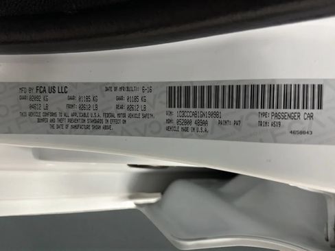 Used 2016 Chrysler 200 Limited FWD image 22