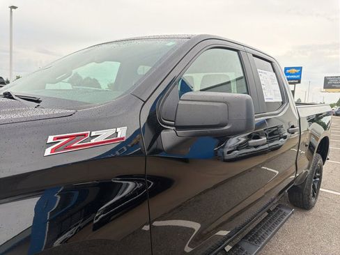 Used 2019 Chevrolet Silverado 1500 Custom Trail Boss w/ Custom Convenience Package AWD/4WD image 10