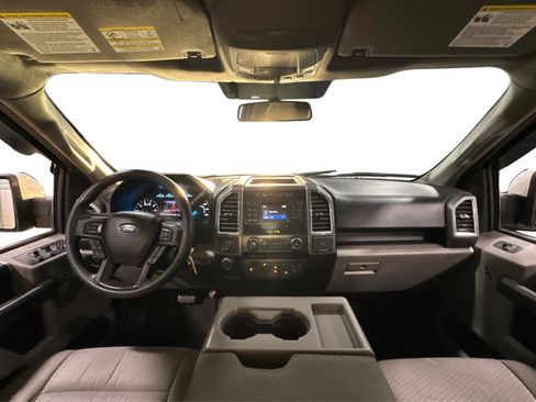 Used 2016 Ford F150 XLT w/ XTR Package image 39