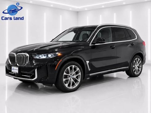 Used 2024 BMW X5 xDrive40i w/ Premium Package AWD/4WD image 3
