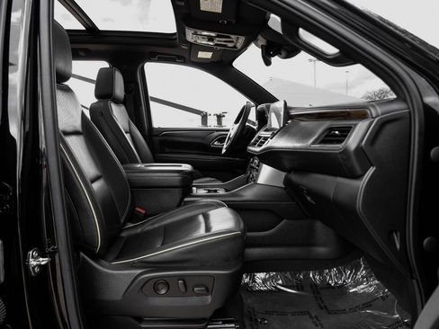 Used 2023 Chevrolet Tahoe Premier w/ LPO, Illumination Package image 36