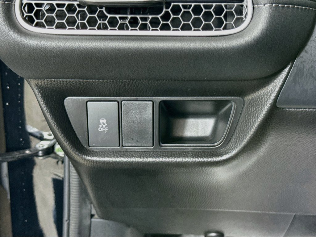 Used 2026 Honda HR-V EX-L image 10