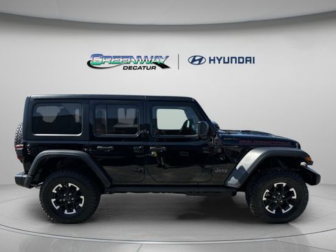 Used 2026 Jeep Wrangler Unlimited Rubicon AWD/4WD image 9