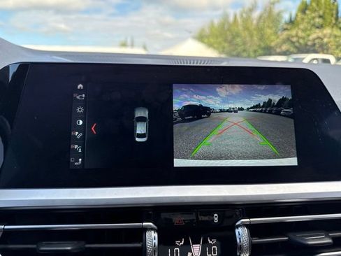 Used 2019 BMW 330i Sedan w/ Driving Assistance Package RWD image 29