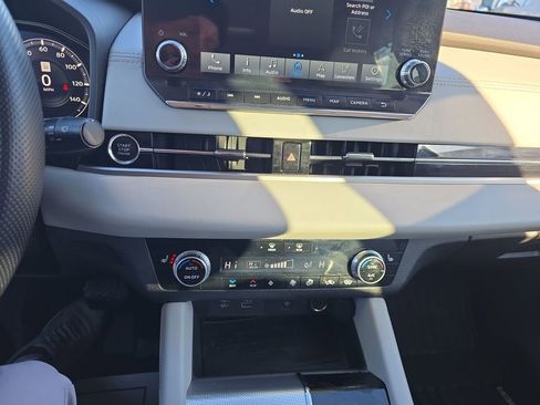 Used 2023 Mitsubishi Outlander SEL 40th Anniversary image 18