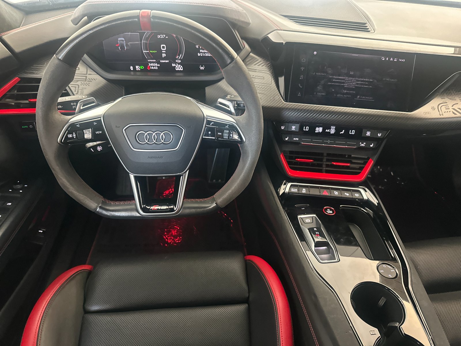 Used 2023 Audi RS e-tron GT AWD/4WD image 14