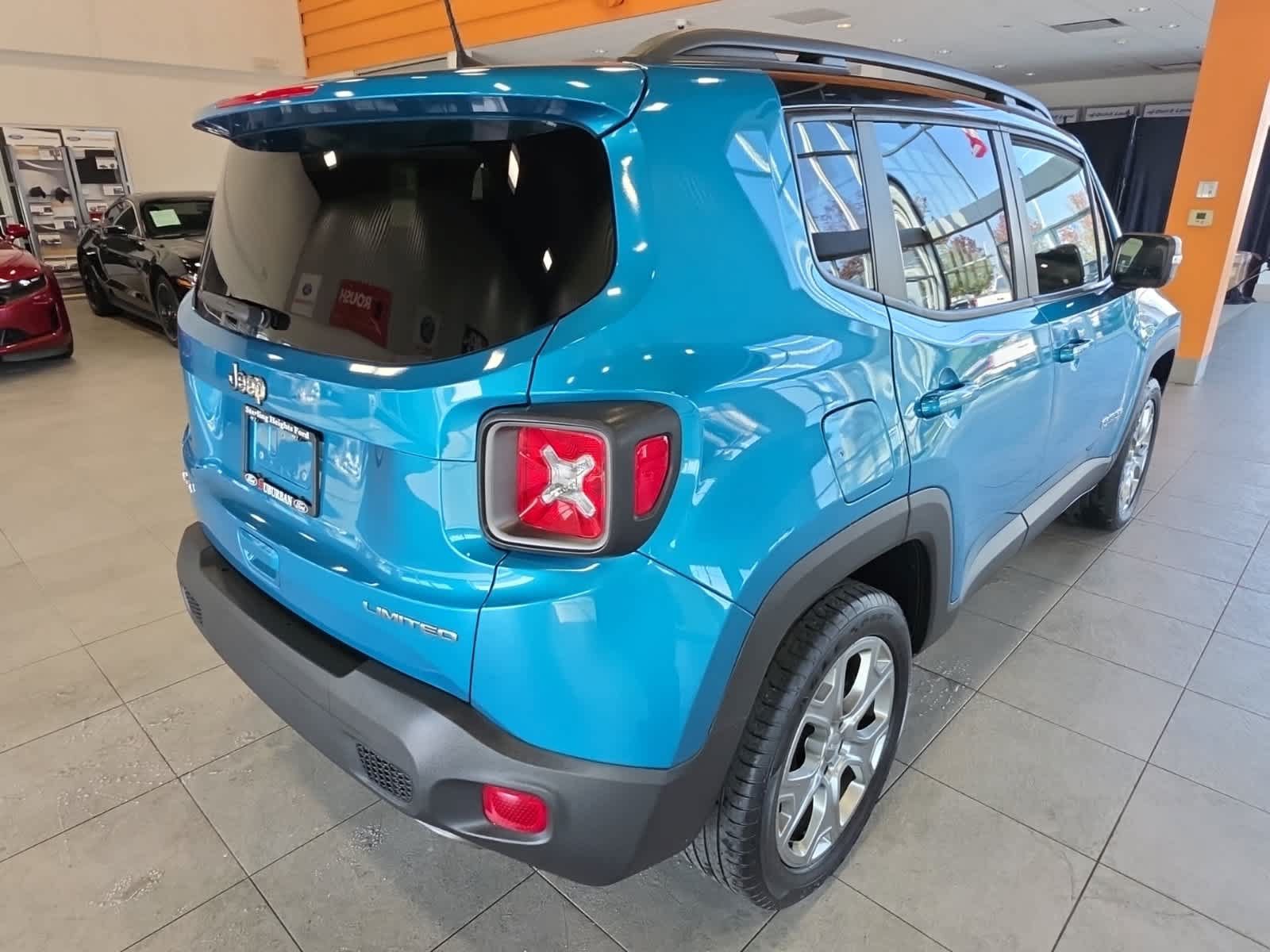 Used 2020 Jeep Renegade Limited AWD/4WD image 7