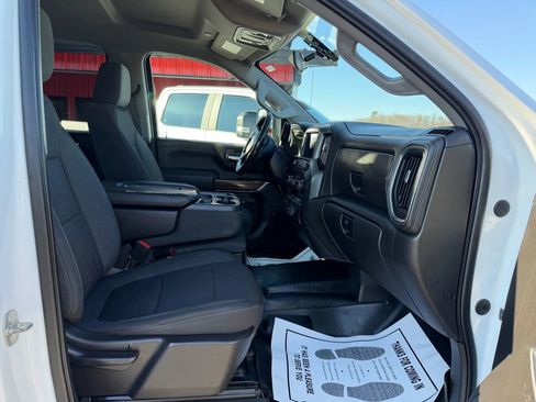 Used 2022 Chevrolet Silverado 3500 LT w/ Convenience Package AWD/4WD image 16