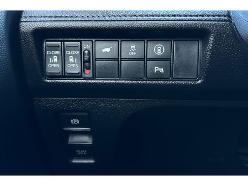 Certified 2024 Honda Odyssey Elite image 43