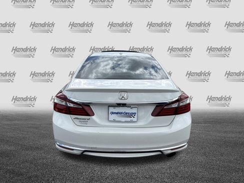 Used 2016 Honda Accord EX-L image 9