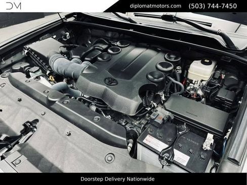 Used 2023 Toyota 4Runner Limited AWD/4WD image 51
