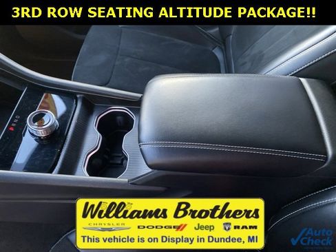 Certified 2024 Jeep Grand Cherokee L Laredo image 18